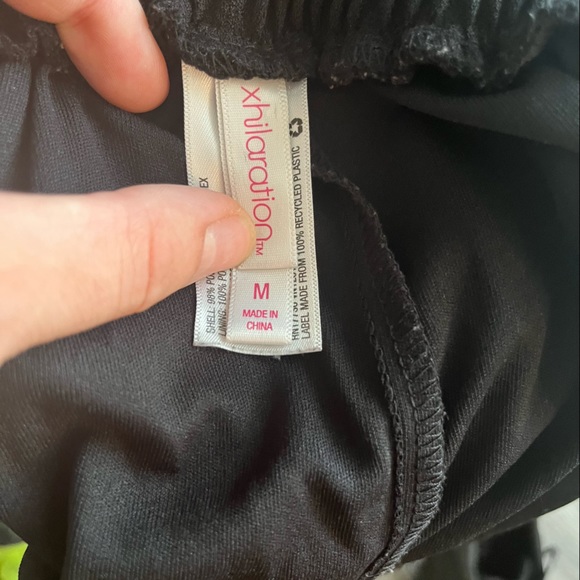 Xhilaration Embroidered Floral Black Shorts High Elastic Waist Size Medium - Picture 4 of 4